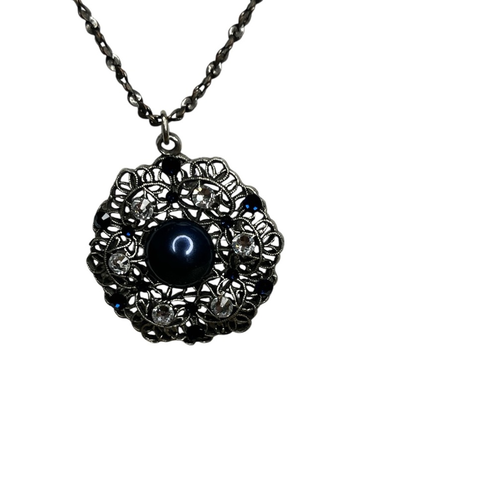 163 Anne Koplik Designs Silver and Navy Filigree Necklace
